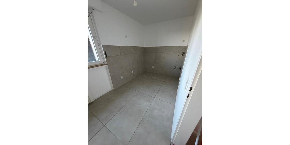 Etagenwohnung Bochum Eppendorf - 3 Zimmer, 83 m&sup2;, 950&euro; | Angebot:26339142