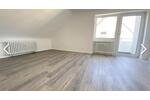 Dachgeschoßwohnung Essen Stadtbezirk V - 2.5 Zimmer, 71 m&sup2;, 689&euro; | Angebot:26337672