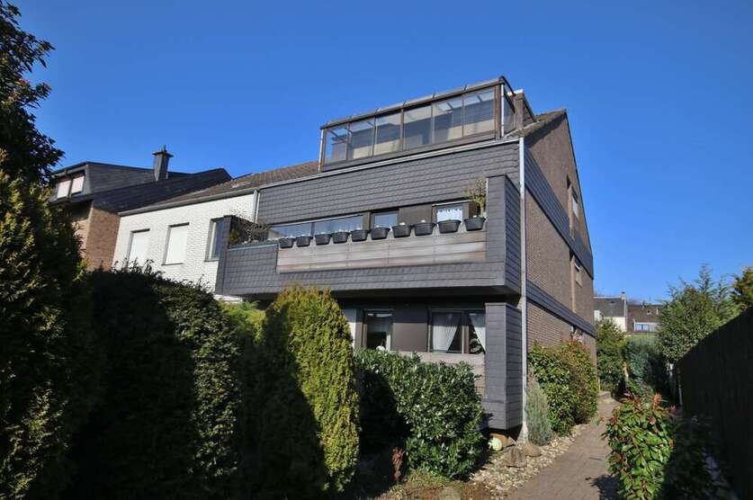 Haus zum Kaufen in Mönchengladbach - Holt 579.000 € 240 m²