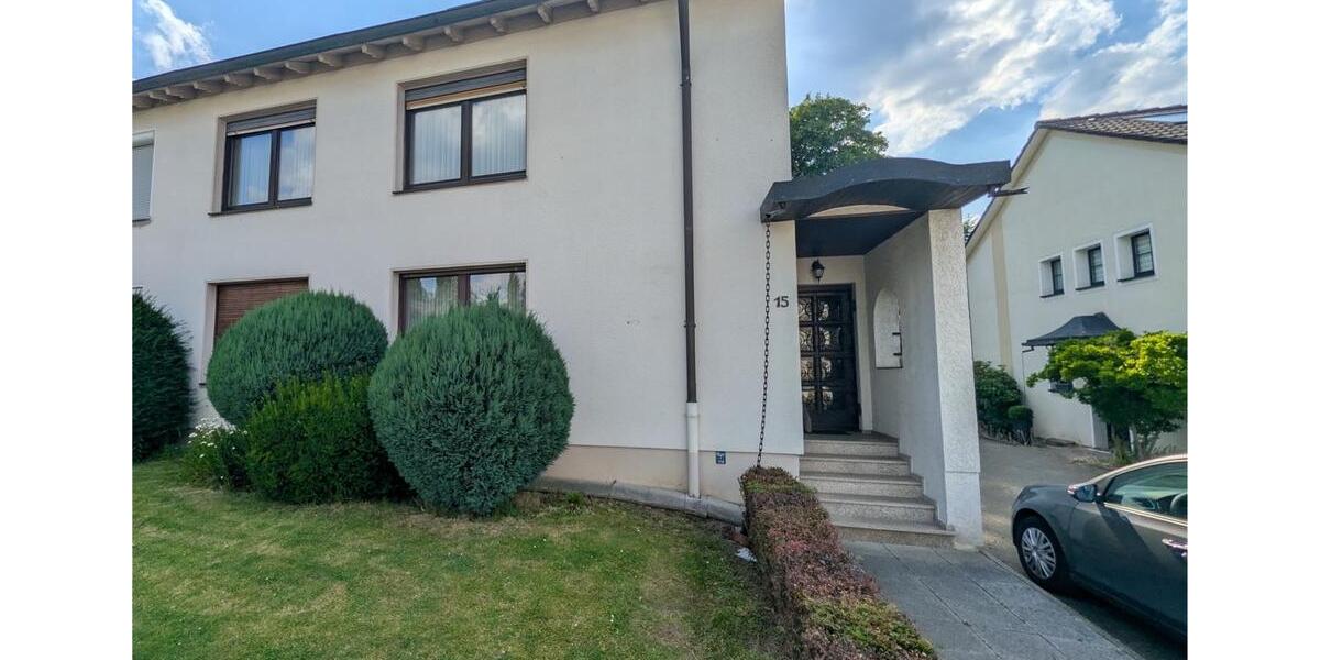 Doppelhaushälfte Essen Stadtbezirk VII - 7 Zimmer, 160 m&sup2;, 420.000&euro; | Angebot:26927326