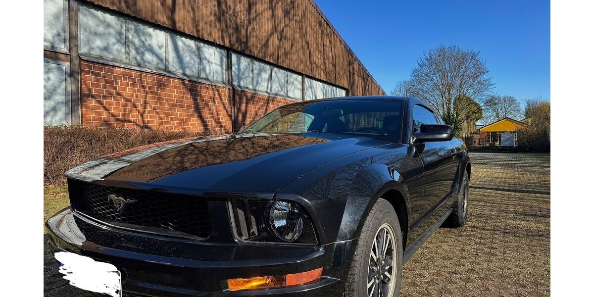Ford Mustang 79.000 km 12.200 &euro; Düsseldorf 40210