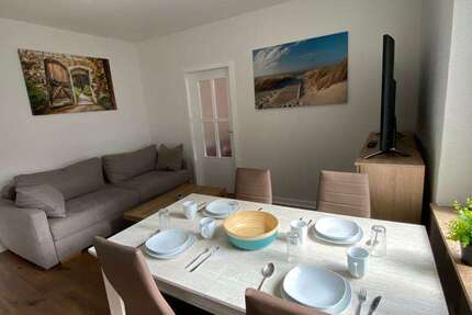 D-Zoo, attraktive möbl. 2 Zi. ETW, ruhig und Zentral , ca. 40qm Wfl., 8qm Nfl. im Keller zimmer