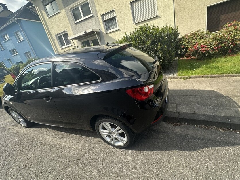 Seat Ibiza 100.300 km 5.000 € Essen 45121