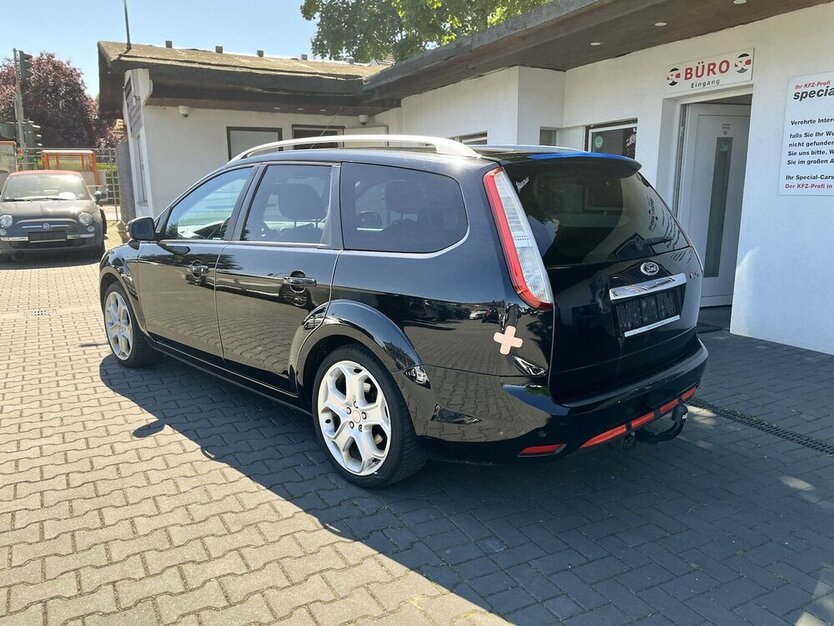 Focus Titanium / LPG / Sitzheizung / Xenon / AHK