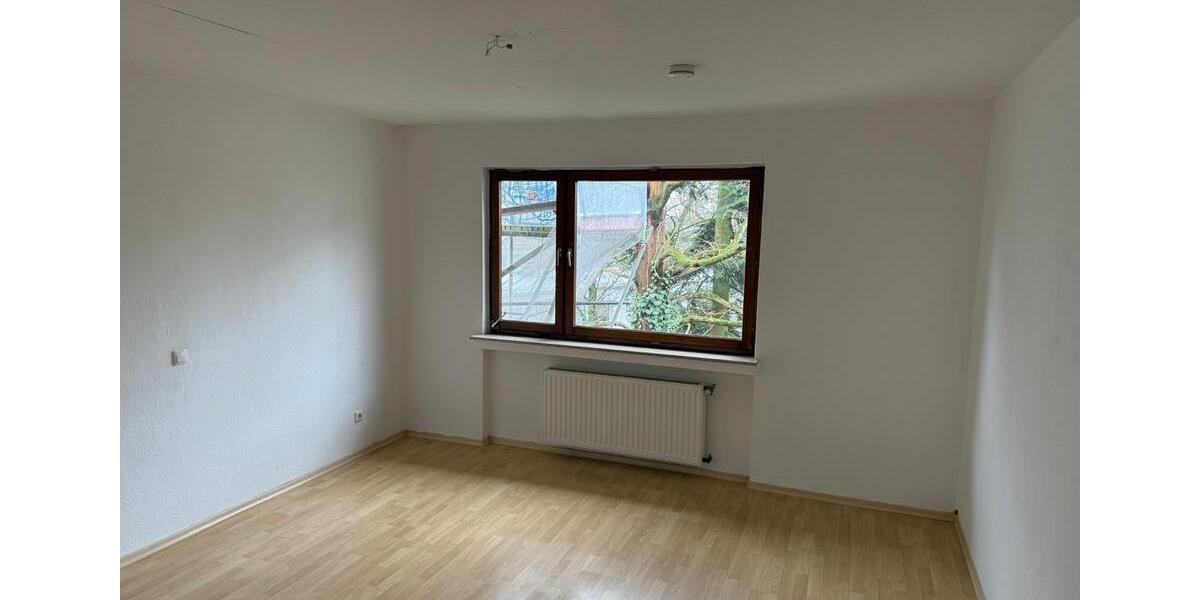 Etagenwohnung Gelsenkirchen Rotthausen - 3 Zimmer, 78 m&sup2;, 650&euro; | Angebot:24743610