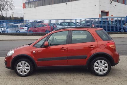 Suzuki SX4 81.152 km 7.499 &euro; Düsseldorf 40599