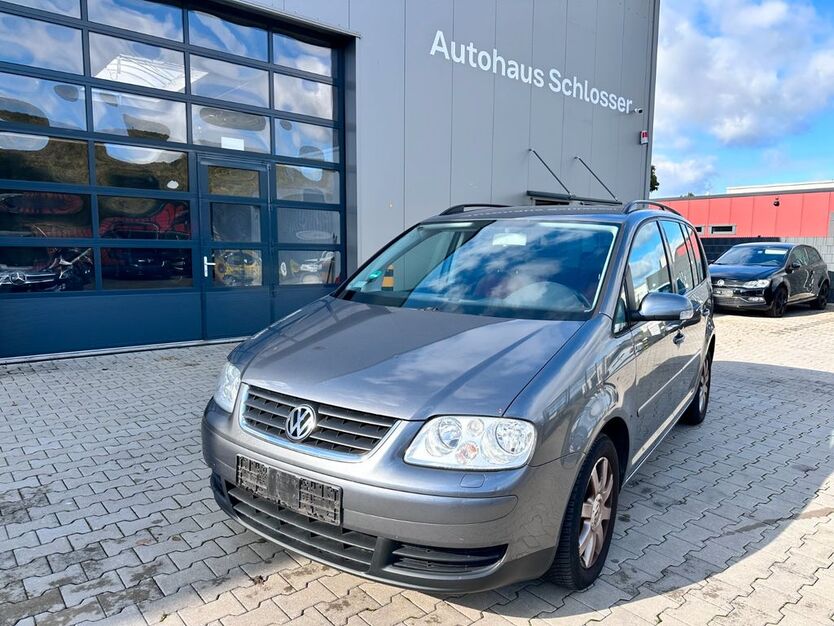 VW Touran 185.273 km 2.499 € Oberhausen 46145