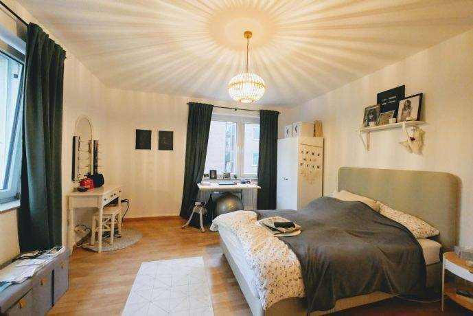 Etagenwohnung Düsseldorf Stadtmitte - 1 Zimmer, 50 m&sup2;, 700&euro; | Angebot:25278878