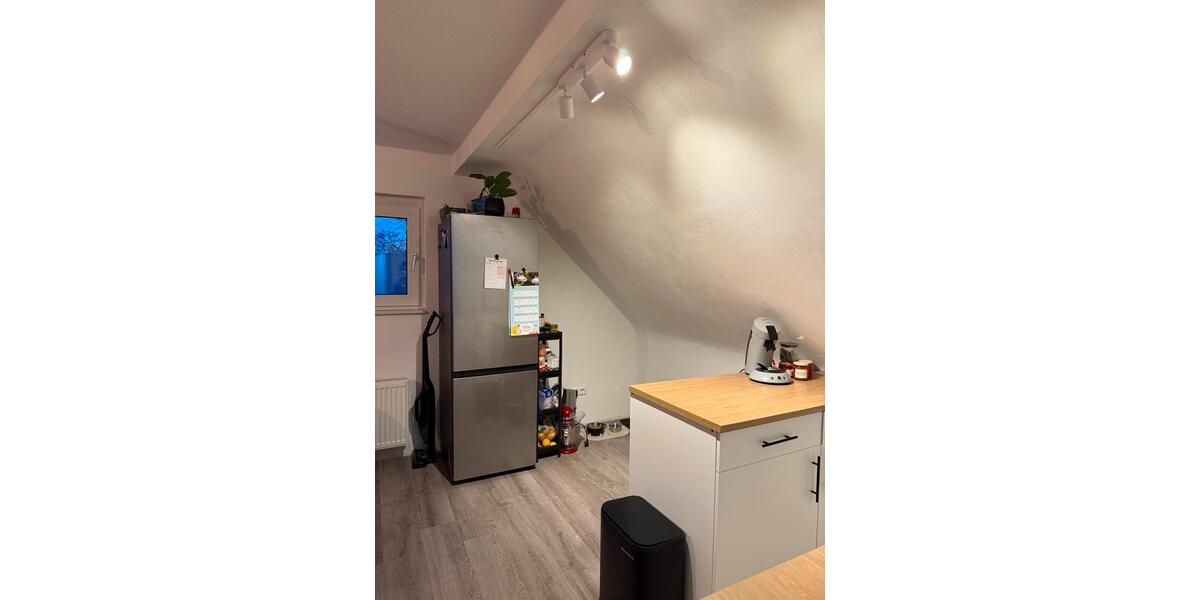 Dachgeschoßwohnung Duisburg Hochheide - 2 Zimmer, 40 m&sup2;, 532&euro; | Angebot:25753649