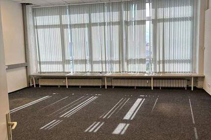 Gewerbeobjekt Essen Westviertel - 5 Zimmer, 157 m&sup2;, 1.400&euro; | Angebot:25738876