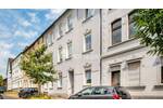 Sofort einziehen! Gepflegte 3-Zimmer-DG-Wohnung mit Einbauküche und Tageslichtbad in Essen-Steele