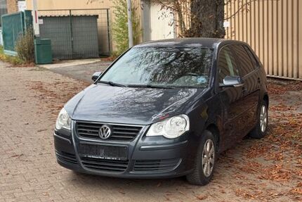 VW Polo 151.000 km 1.950 € mülheim 45472
