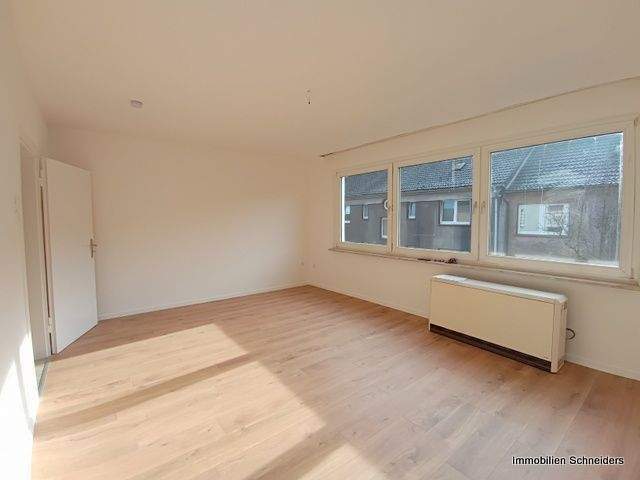 Etagenwohnung Duisburg Untermeiderich - 2 Zimmer, 61 m&sup2;, 500&euro; | Angebot:26359037