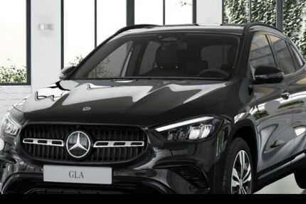 Mercedes-Benz GLA 180 9.608 km 42.990 &euro; Düsseldorf 40470