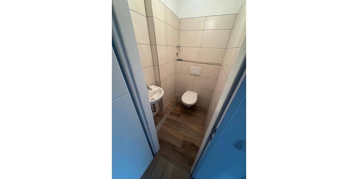 Dachgeschoßwohnung Duisburg Walsum - 3.5 Zimmer, 72 m&sup2;, 400&euro; | Angebot:24955912