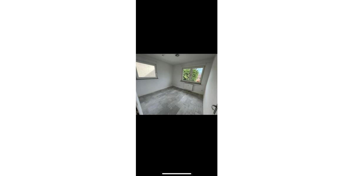 Etagenwohnung Bottrop Feldhausen - 3 Zimmer, 65 m&sup2;, 159.000&euro; | Angebot:26383125