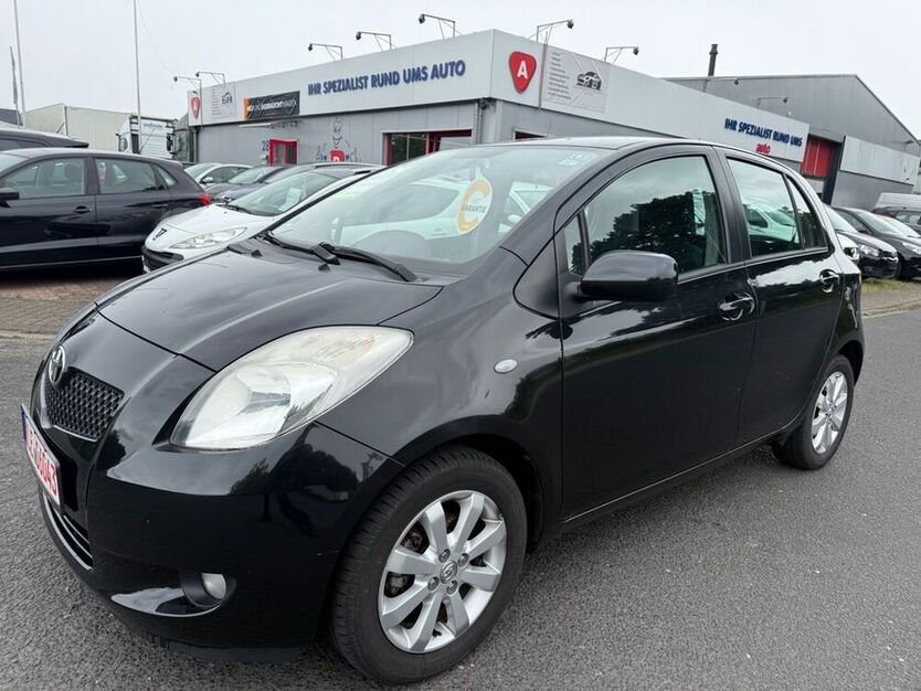 Yaris