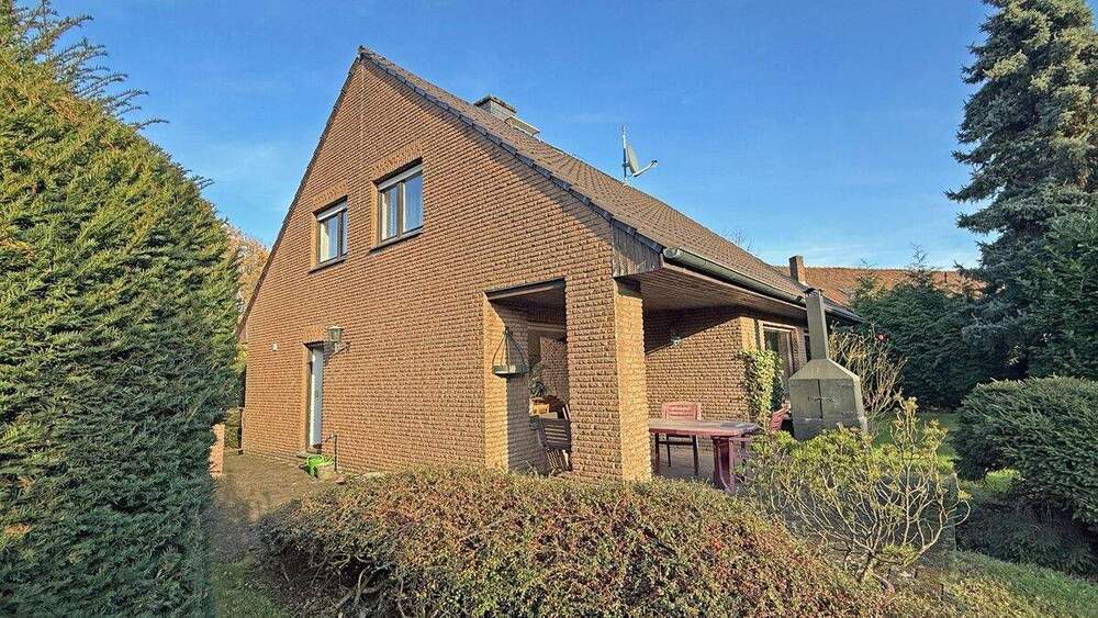 Einfamilienhaus Duisburg / Baerl Baerl - 5 Zimmer, 156 m&sup2;, 525.000&euro; | Angebot:24358813