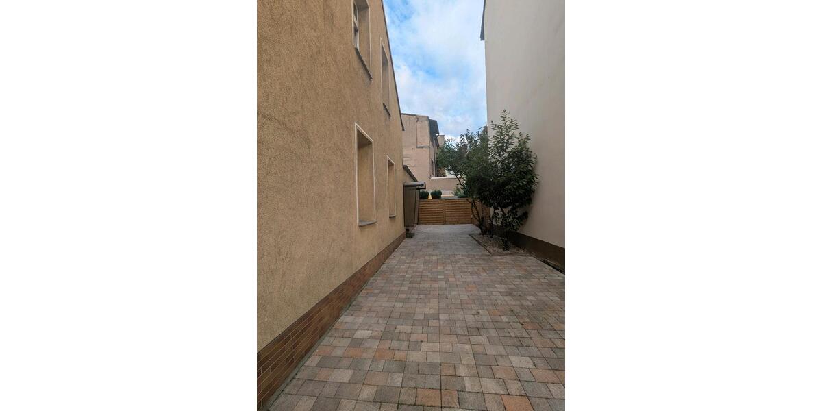 Erdgeschoßwohnung Duisburg Mittelmeiderich - 3 Zimmer, 70 m&sup2;, 580&euro; | Angebot:26231899