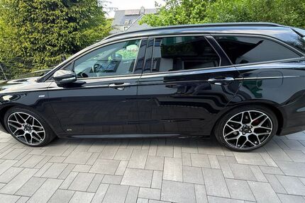 Ford Mondeo 97.920 km 21.000 &euro; Velbert 42549