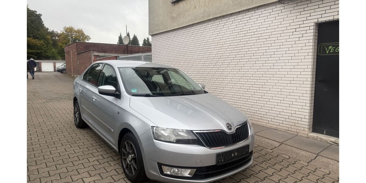 Skoda Rapid 144.000 km 4.900 € Essen 45143