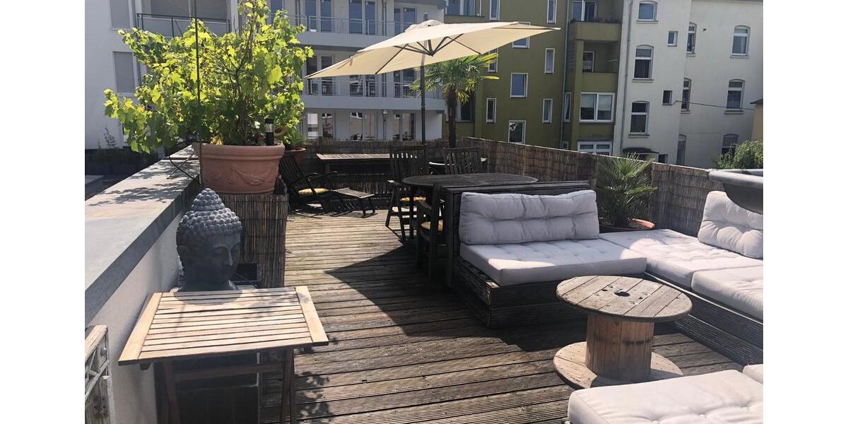 Loft-Maisonette-Whg mit 60m² Dachterrasse, Sauna, Kamin und EBK 3 zimmer