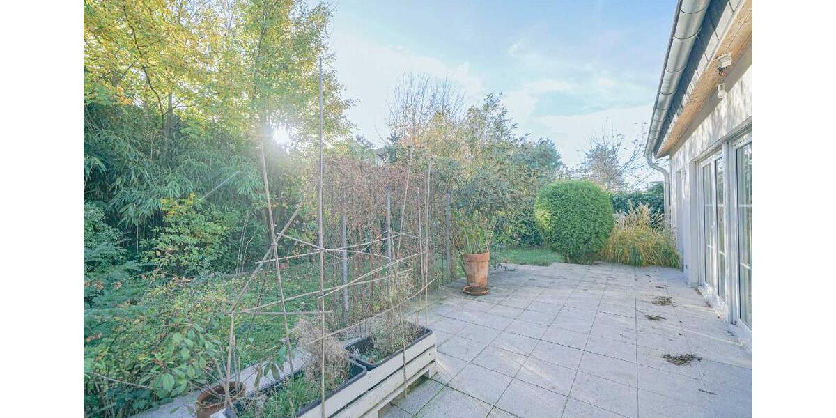 Freistehendes Einfamilienhaus mit Garten und Sonnenbalkon 5 zimmer