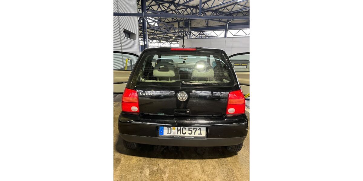 VW Lupo 229.000 km 600 &euro; Düsseldorf 40589
