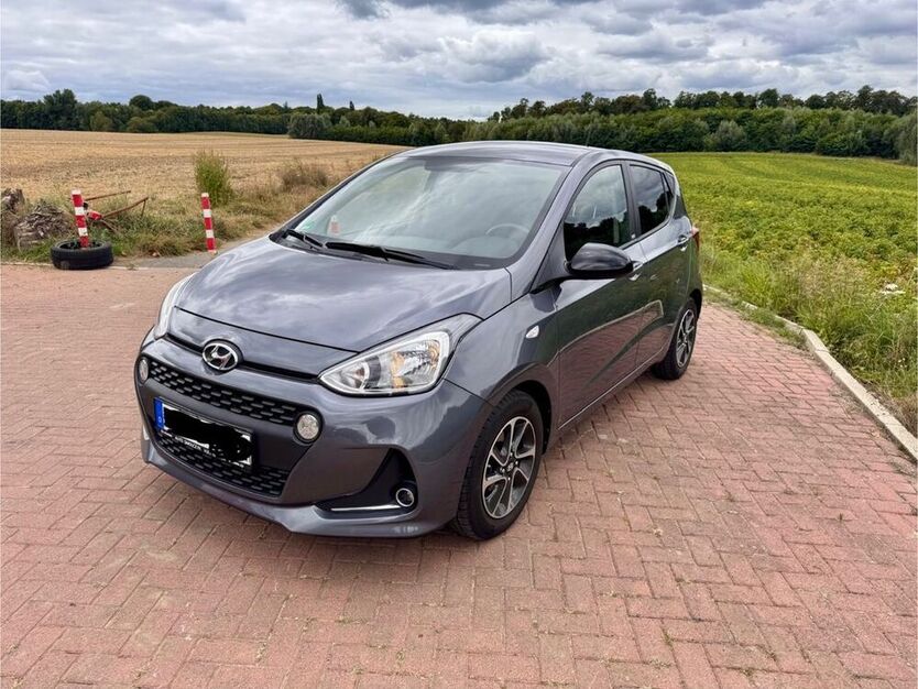 i10