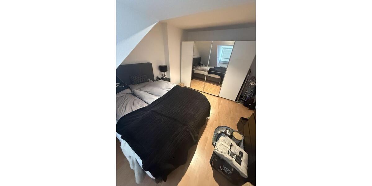 Etagenwohnung Meerbusch - 2.5 Zimmer, 72 m&sup2;, 774&euro; | Angebot:26227975