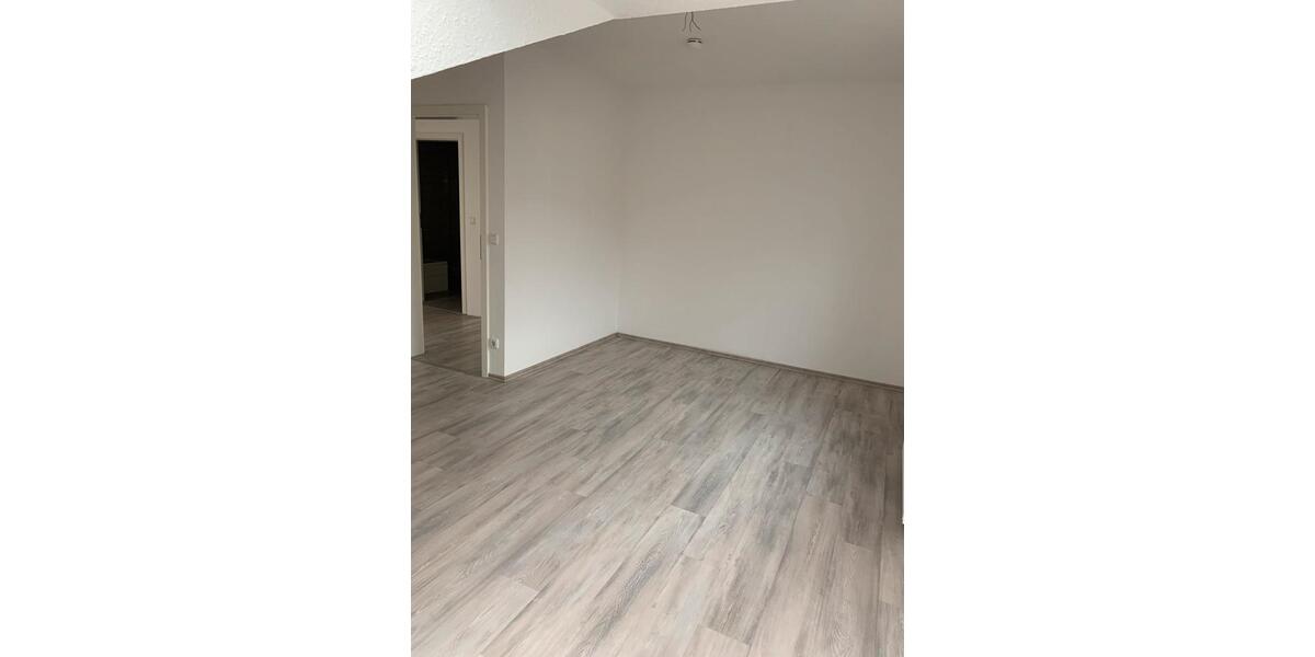 Dachgeschoßwohnung Duisburg Hamborn - 2 Zimmer, 64 m&sup2;, 388&euro; | Angebot:26341744