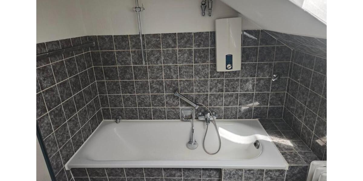 Dachgeschoßwohnung Gladbeck - 1 Zimmer, 34 m&sup2;, 250&euro; | Angebot:26372630