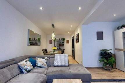 Haus Krefeld Hüls - 4 Zimmer, 136 m&sup2;, 486.000&euro; | Angebot:25142664