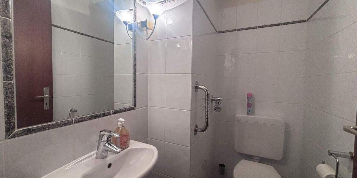 Etagenwohnung Willich Schiefbahn - 3 Zimmer, 87 m&sup2;, 195.000&euro; | Angebot:24765496