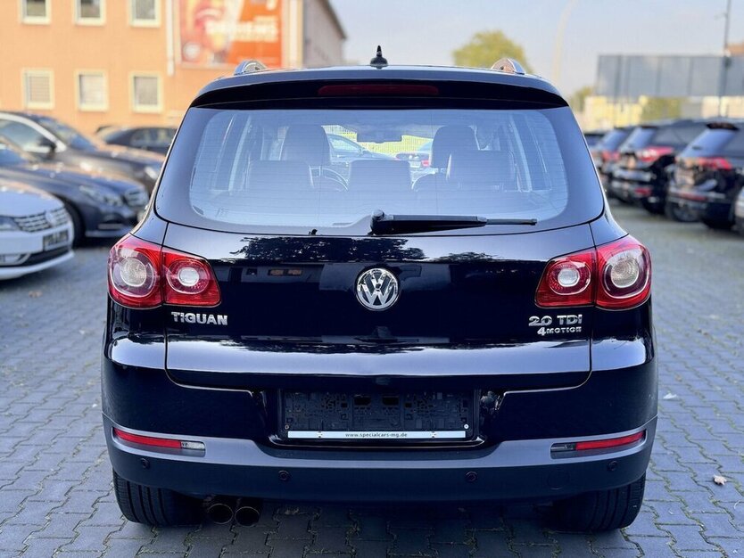 Tiguan Sport & Style / Allrad/ Automatik / Leder