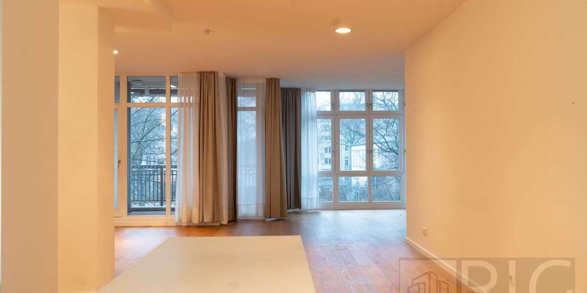 Etagenwohnung Düsseldorf Stadtbezirk 3 - 2 Zimmer, 92 m&sup2;, 2.030&euro; | Angebot:24888766