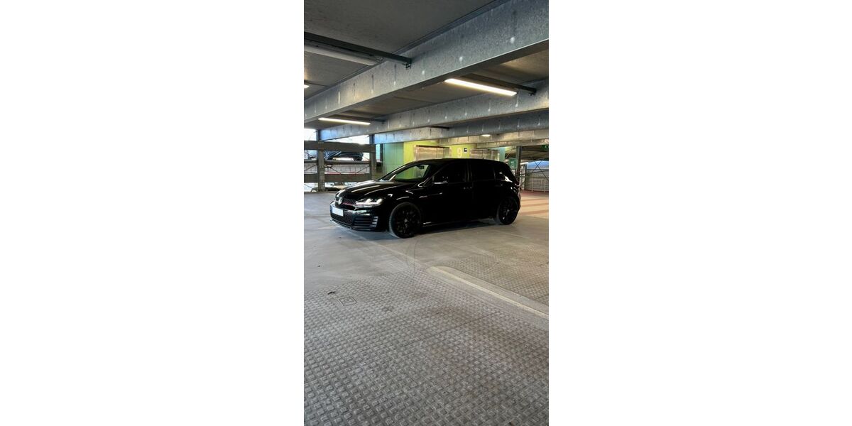 VW Golf 156.360 km 14.400 &euro; Essen 45133