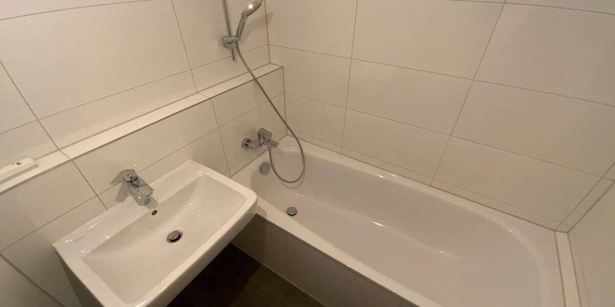 Etagenwohnung Meerbusch Büderich - 2 Zimmer, 57 m&sup2;, 605&euro; | Angebot:26893102