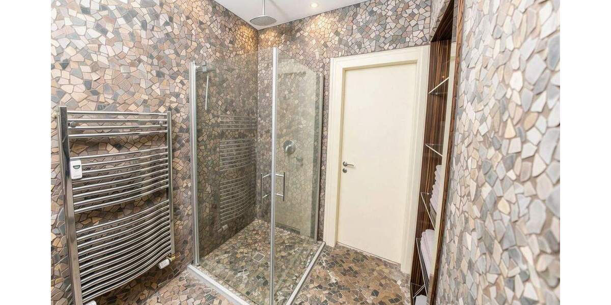 Etagenwohnung Düsseldorf Golzheim - 2 Zimmer, 75 m&sup2;, 445.000&euro; | Angebot:25154045