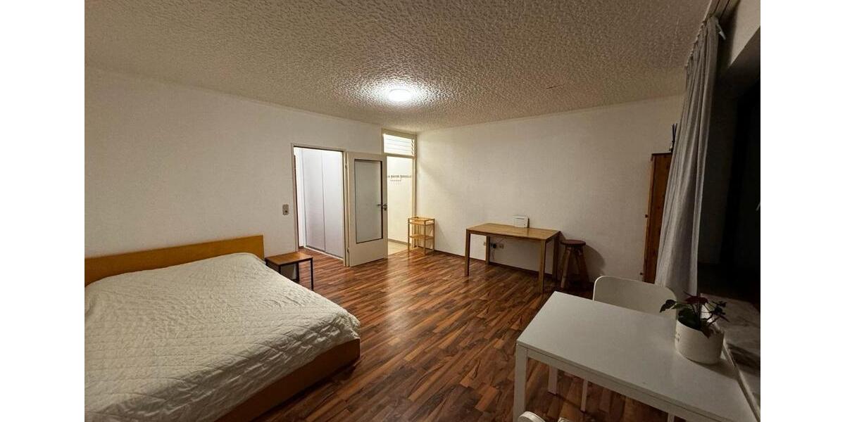 Erdgeschoßwohnung Düsseldorf - 1 Zimmer, 30 m&sup2;, 700&euro; | Angebot:26399872