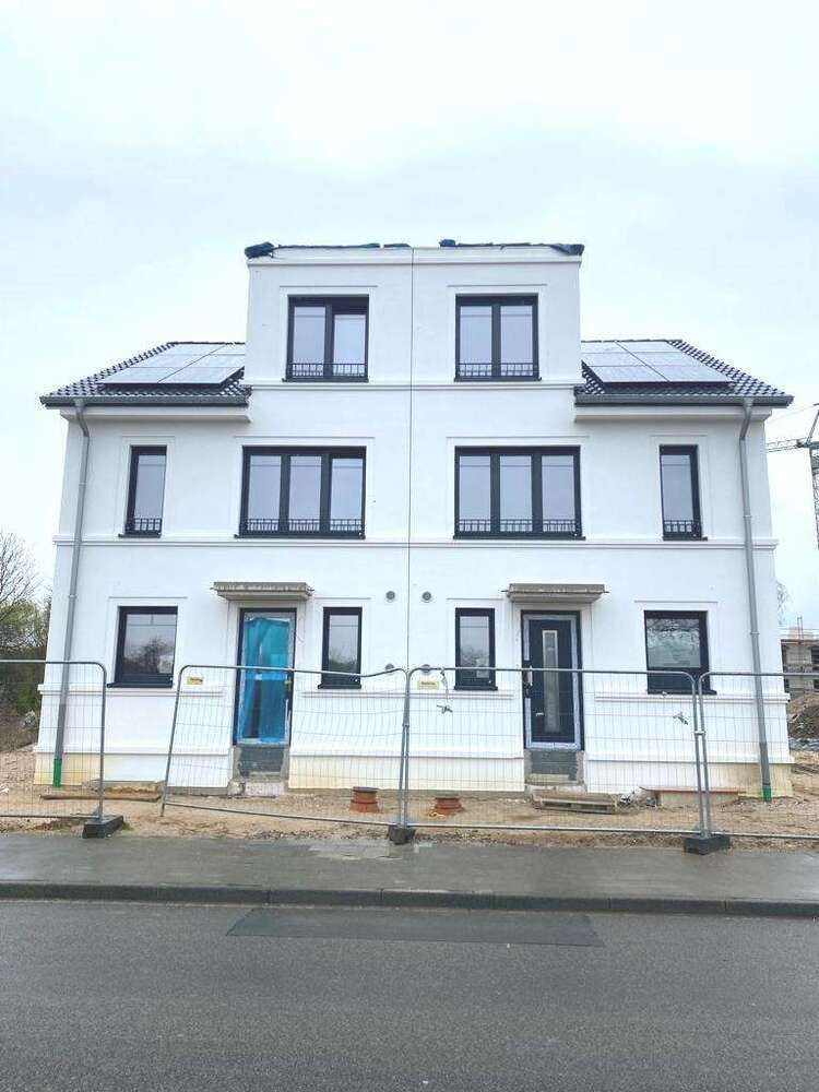 Haus zum Kaufen in Mönchengladbach 698.500 € 140 m²
