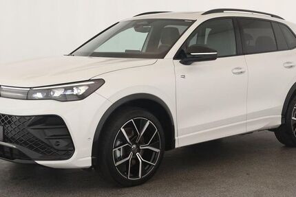 VW Tiguan 21.600 km 45.984 &euro; Neuss 41464
