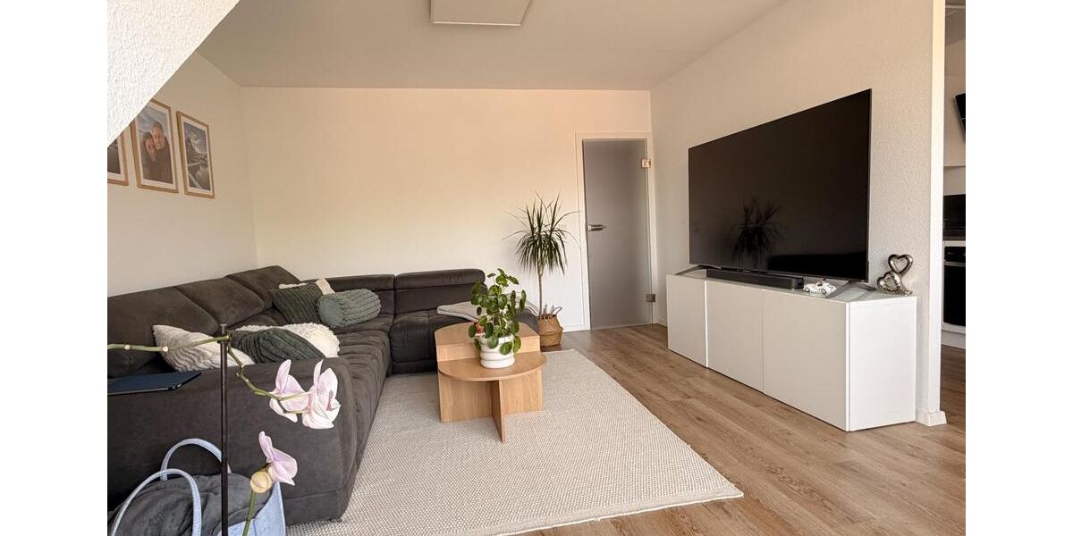 Dachgeschoßwohnung Duisburg Huckingen - 3 Zimmer, 70 m&sup2;, 200.000&euro; | Angebot:27425714