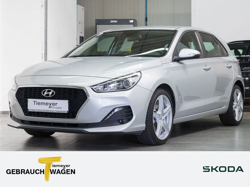 i30