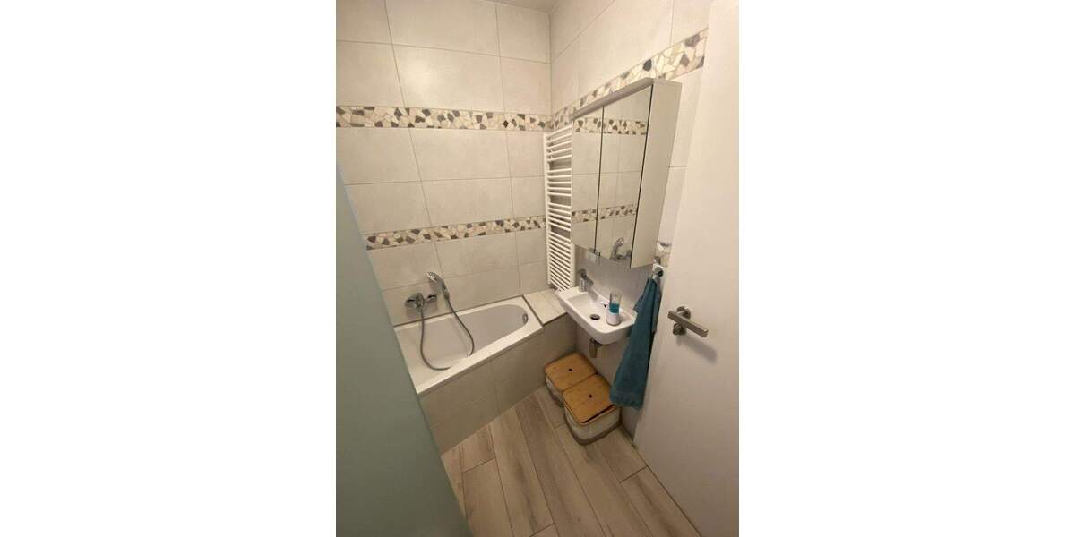 Doppelhaushälfte Duisburg Huckingen - 7 Zimmer, 120 m&sup2;, 629.000&euro; | Angebot:25087157