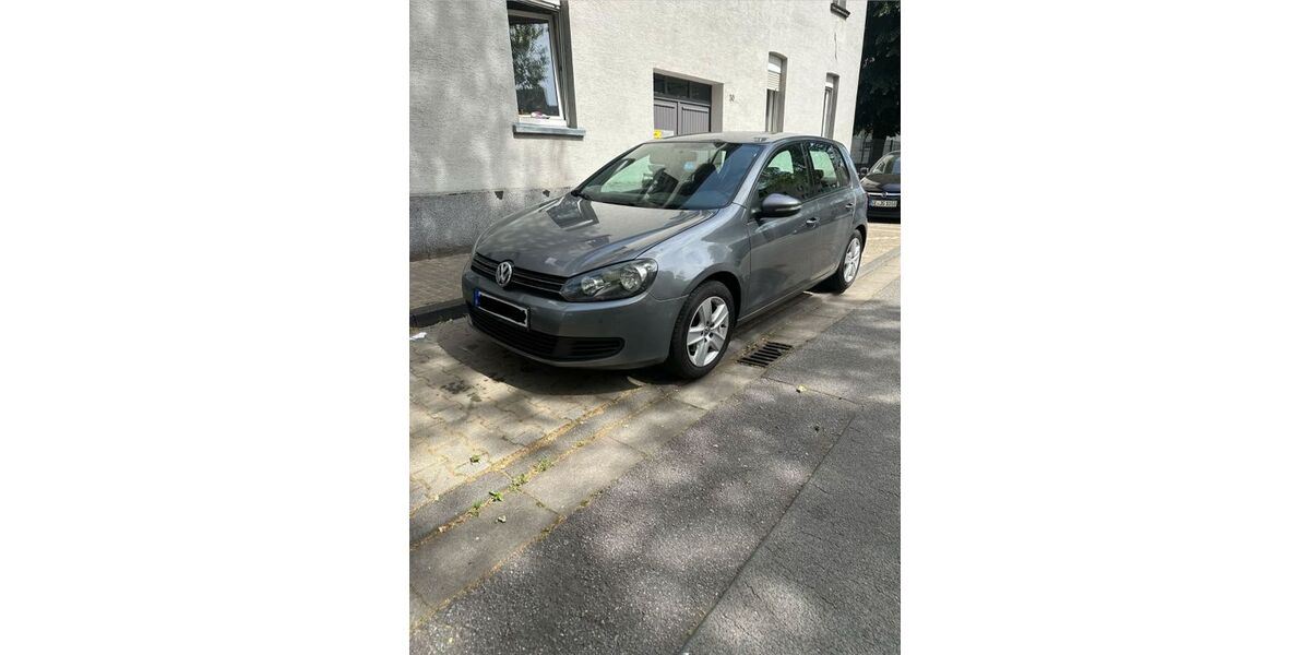 VW Golf 214.000 km 2.999 &euro; Dorsten 46284