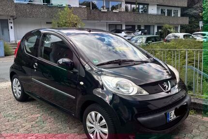 Peugeot 107 64.000 km 3.000 &euro; Essen 45133
