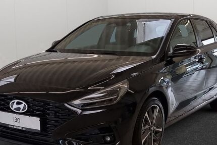 Hyundai i30 3.300 km 23.790 € Dinslaken 46535
