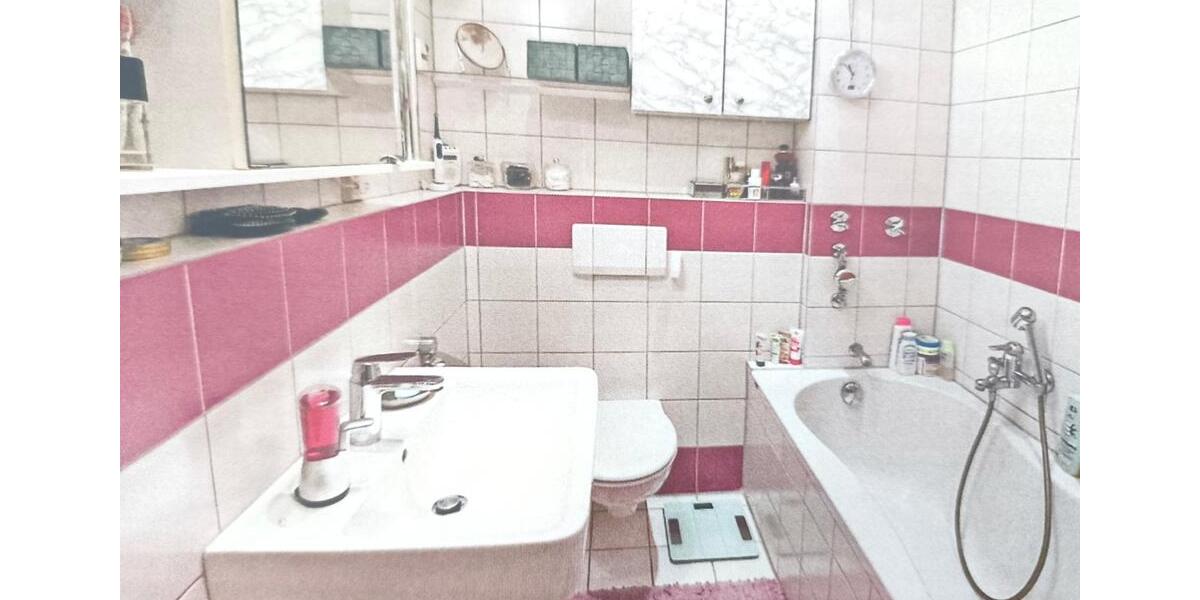 Etagenwohnung Voerde (Niederrhein) - 4 Zimmer, 104 m&sup2;, 200.000&euro; | Angebot:26903174