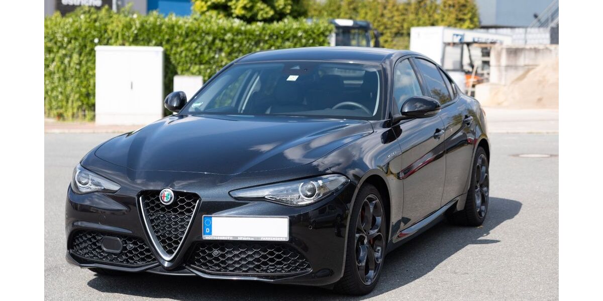 Alfa Romeo Giulia 74.000 km 21.500 &euro; Oberhausen 46147
